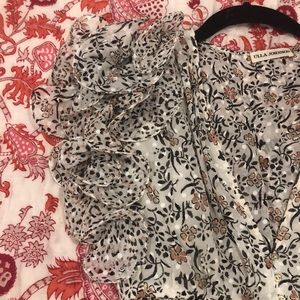 Ulla Johnson Dresses - Ulla Johnson Floral Mini Dress- never worn Ulla Johnson Dresses - Ulla Johnson Floral Mini Dress- never worn